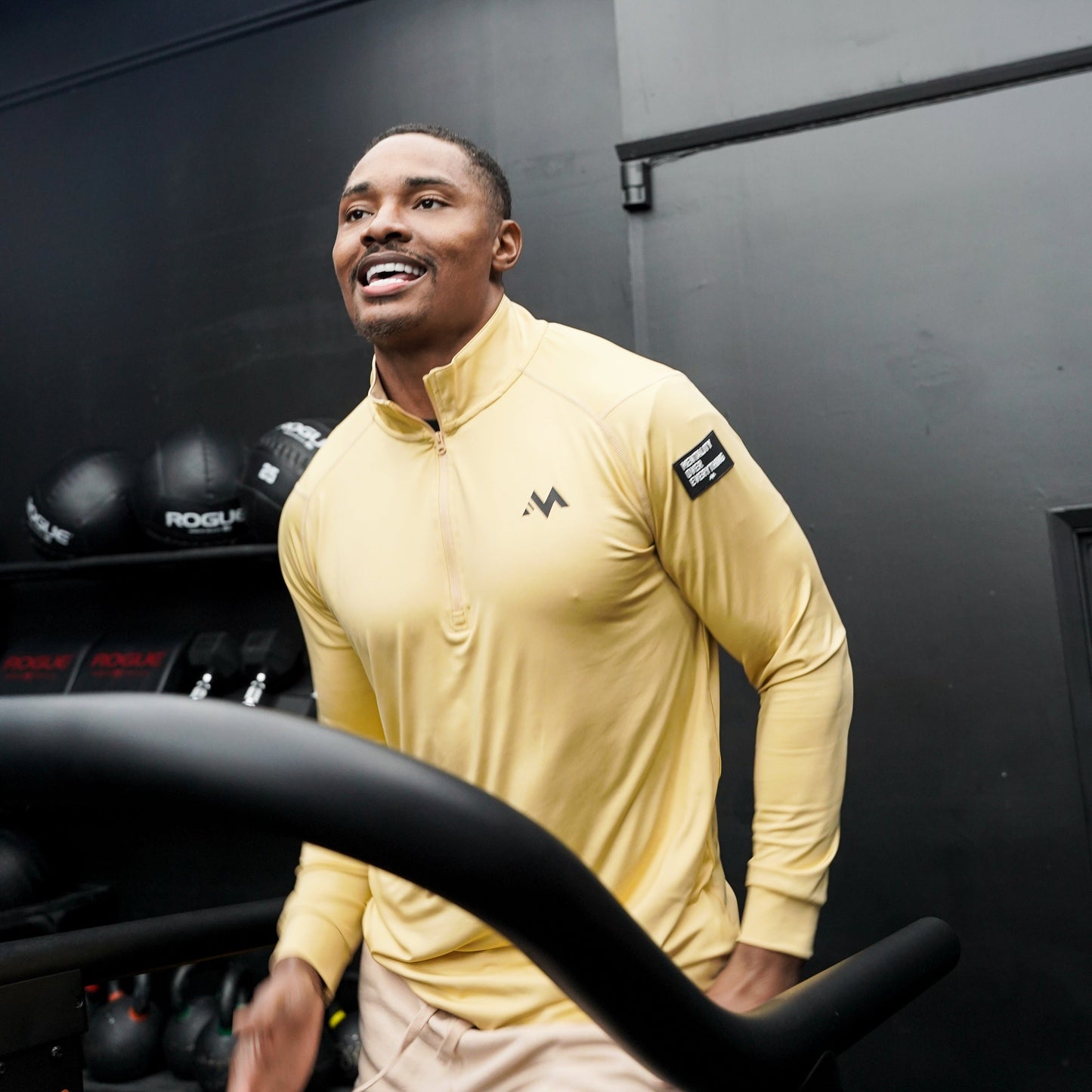 ACTIVE Essential Zip - Sunbeam Yellow